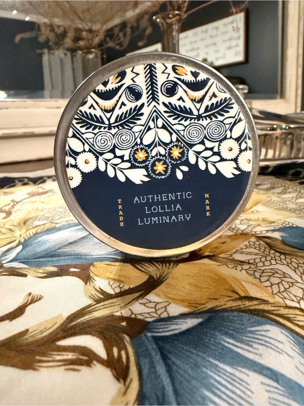 Lollia Luminary Scented Tin Candle - Navy and White
